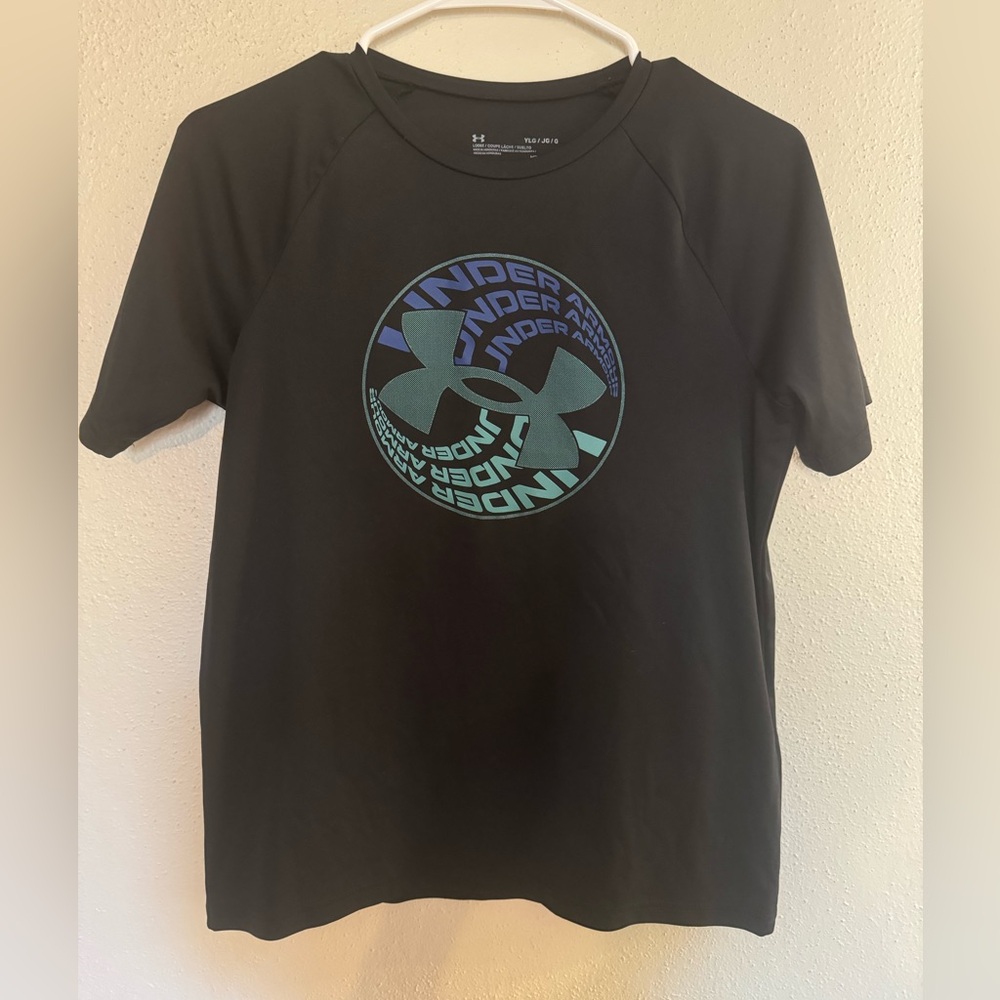 Under Armour Boys Short Sleeve Shirt